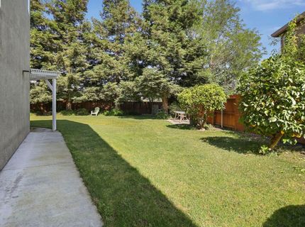 10425 Big Oak Cir, Stockton, CA 95209 Photo