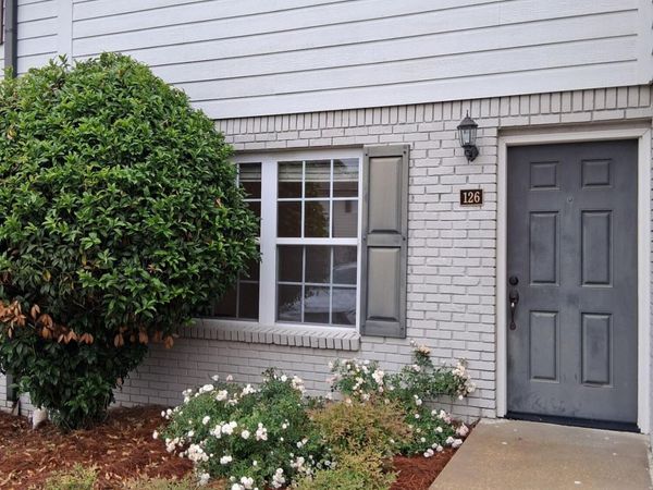 1802 W Jackson Avenue, Oxford, MS 38655