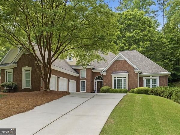565 Kings County Court, Milton, GA 30004