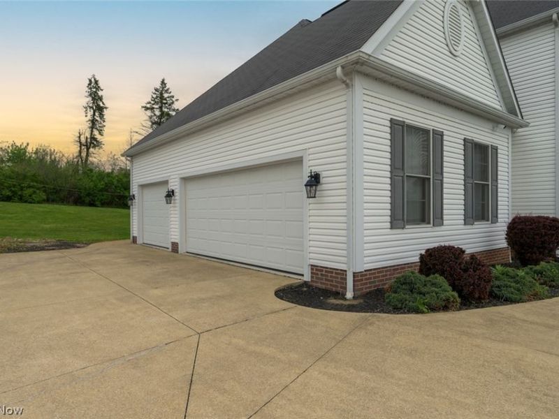 8772 Waterford Court, Streetsboro, OH 44241 Photo 4