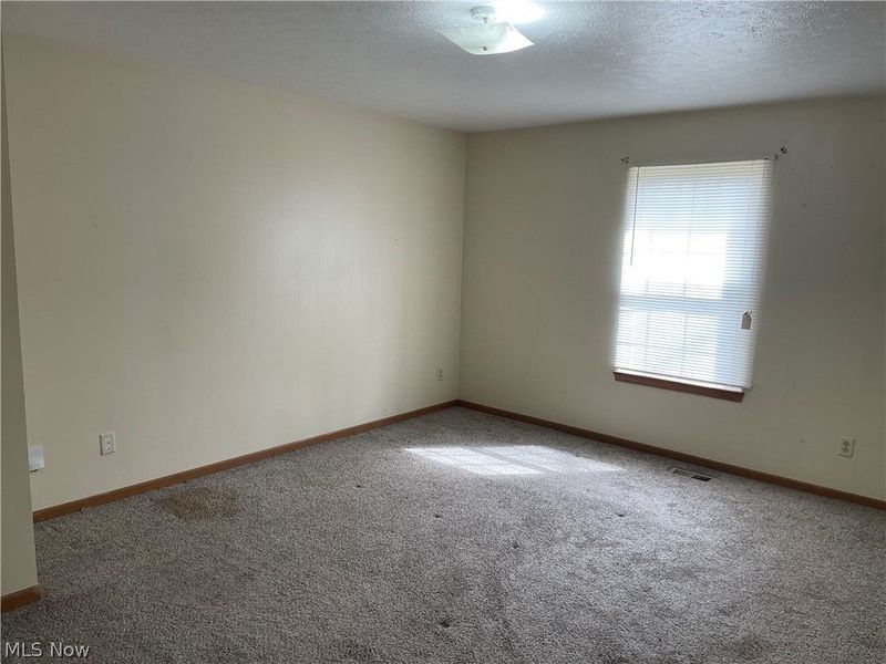1918-1920 Eastbranch Circle NE, Canton, OH 44705 Photo 6