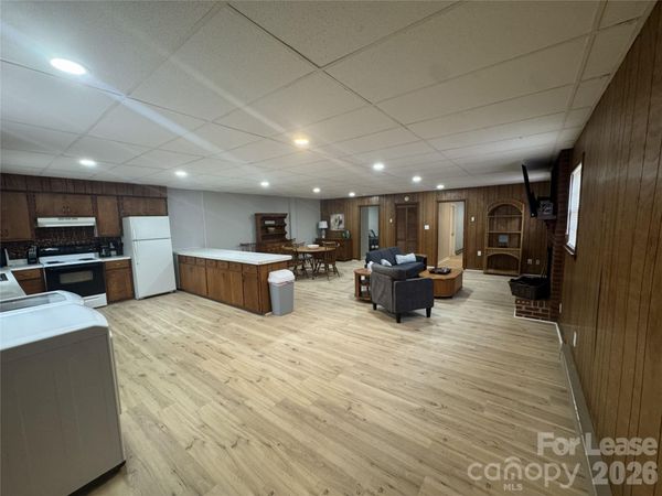319 Connelly Springs Road SW, Unit A, Lenoir, NC 28645