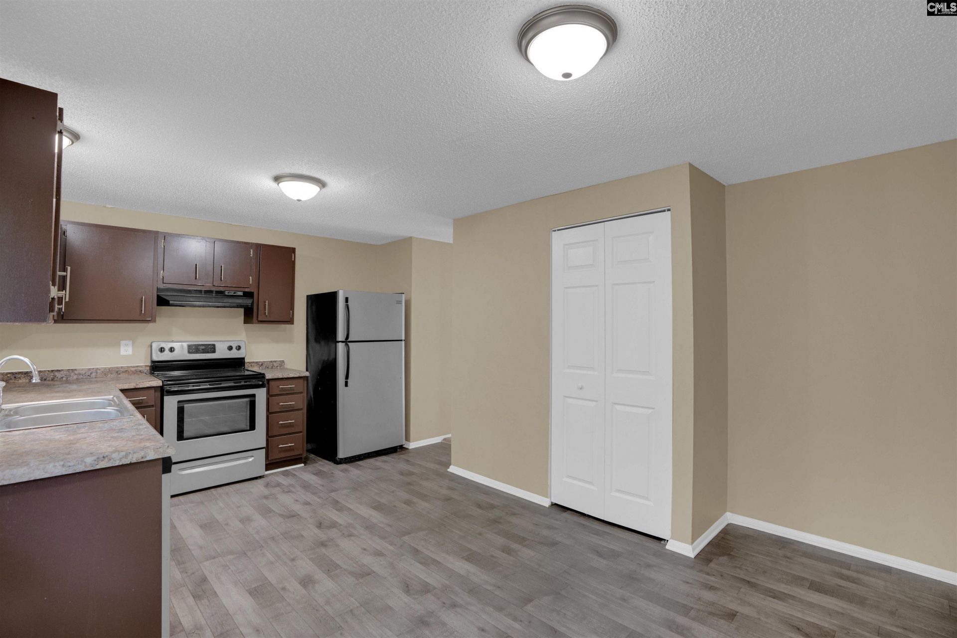 249 Wychwood Road  Photo 11