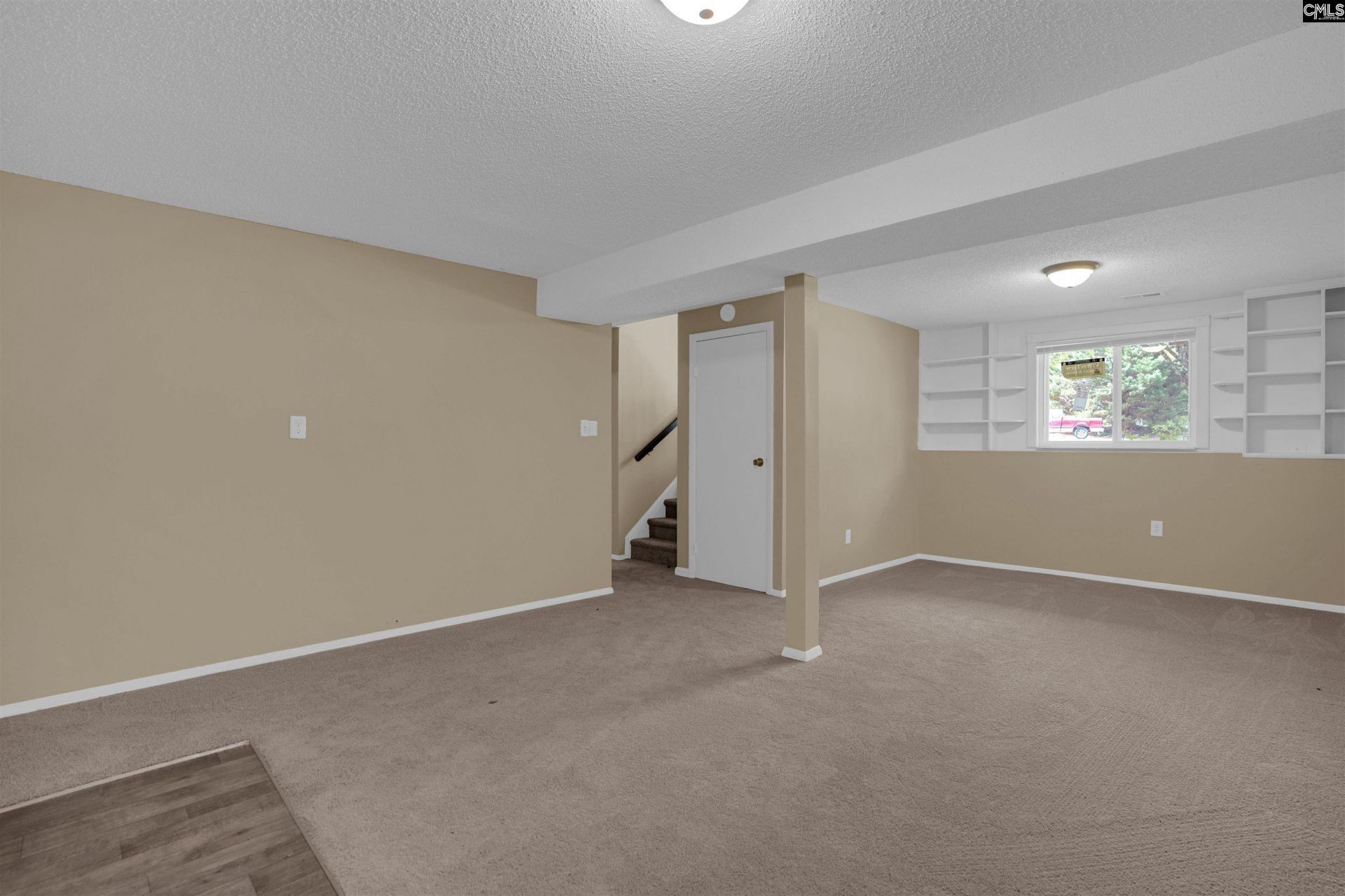 249 Wychwood Road  Photo 24