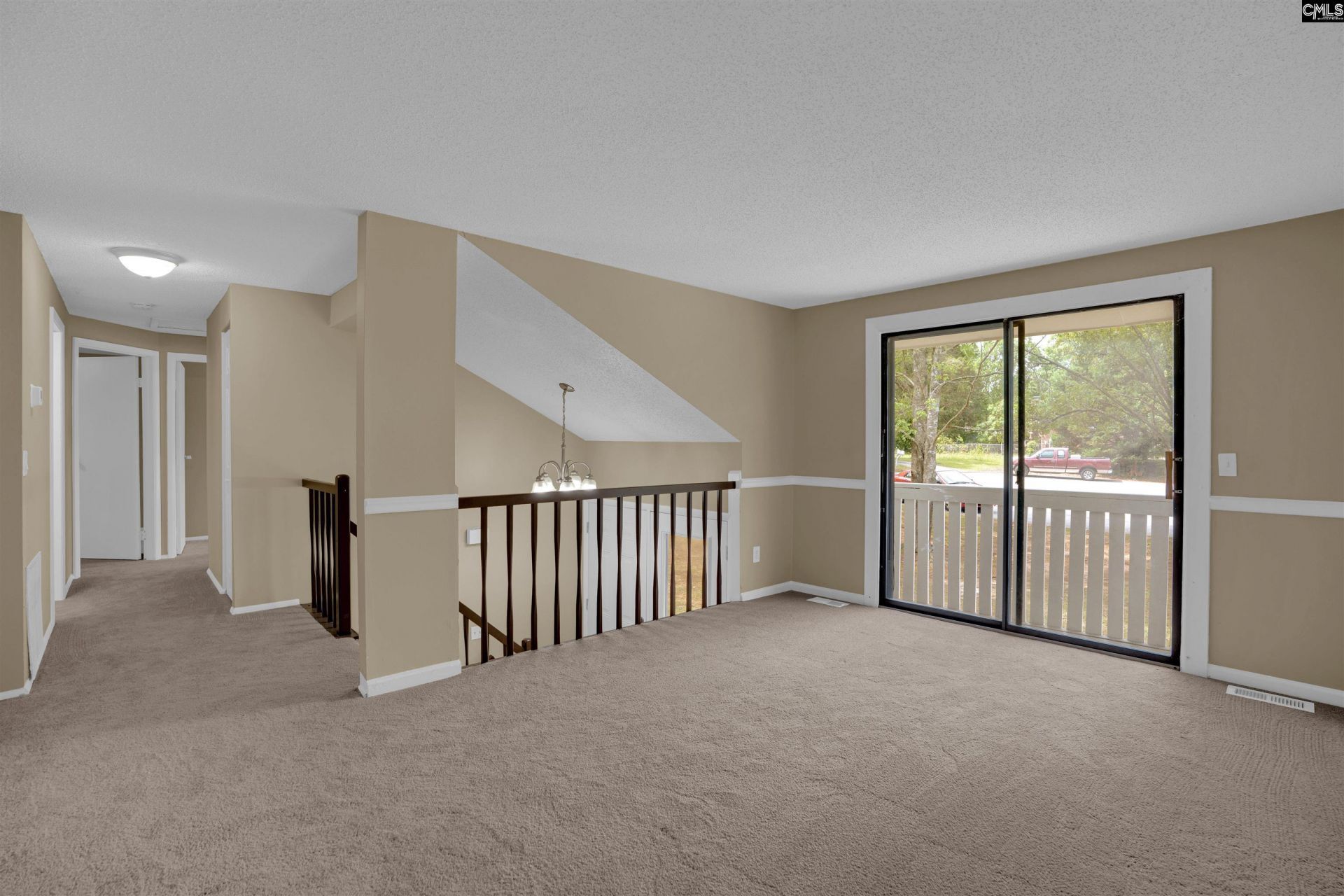 249 Wychwood Road  Photo 4