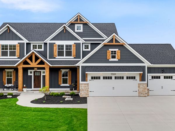 5584 Stonebridge Drive, Grandville, MI 49418