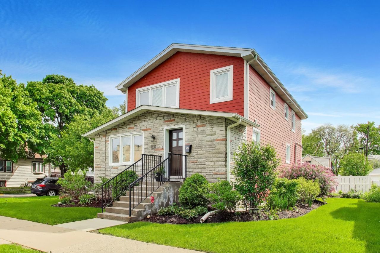 3201 Highland Avenue, Berwyn, IL 60402 Main Photo