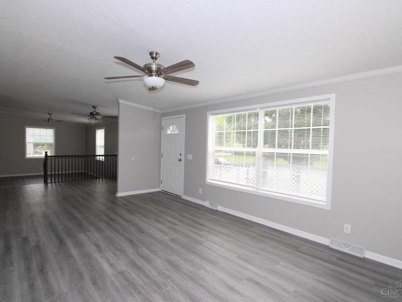 4223 E Fork Hills Drive, Williamsburg Twp, OH 45103 Photo 5
