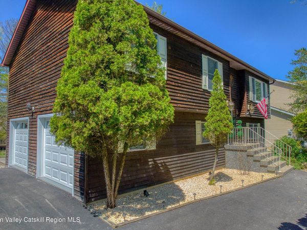 16 Appalachian Drive, Athens, NY 12015
