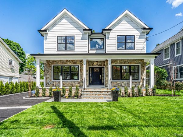 33 3rd Street , Manhasset, NY 11030