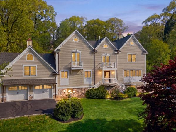 33 Greenbriar Drive, Chappaqua, NY 10514