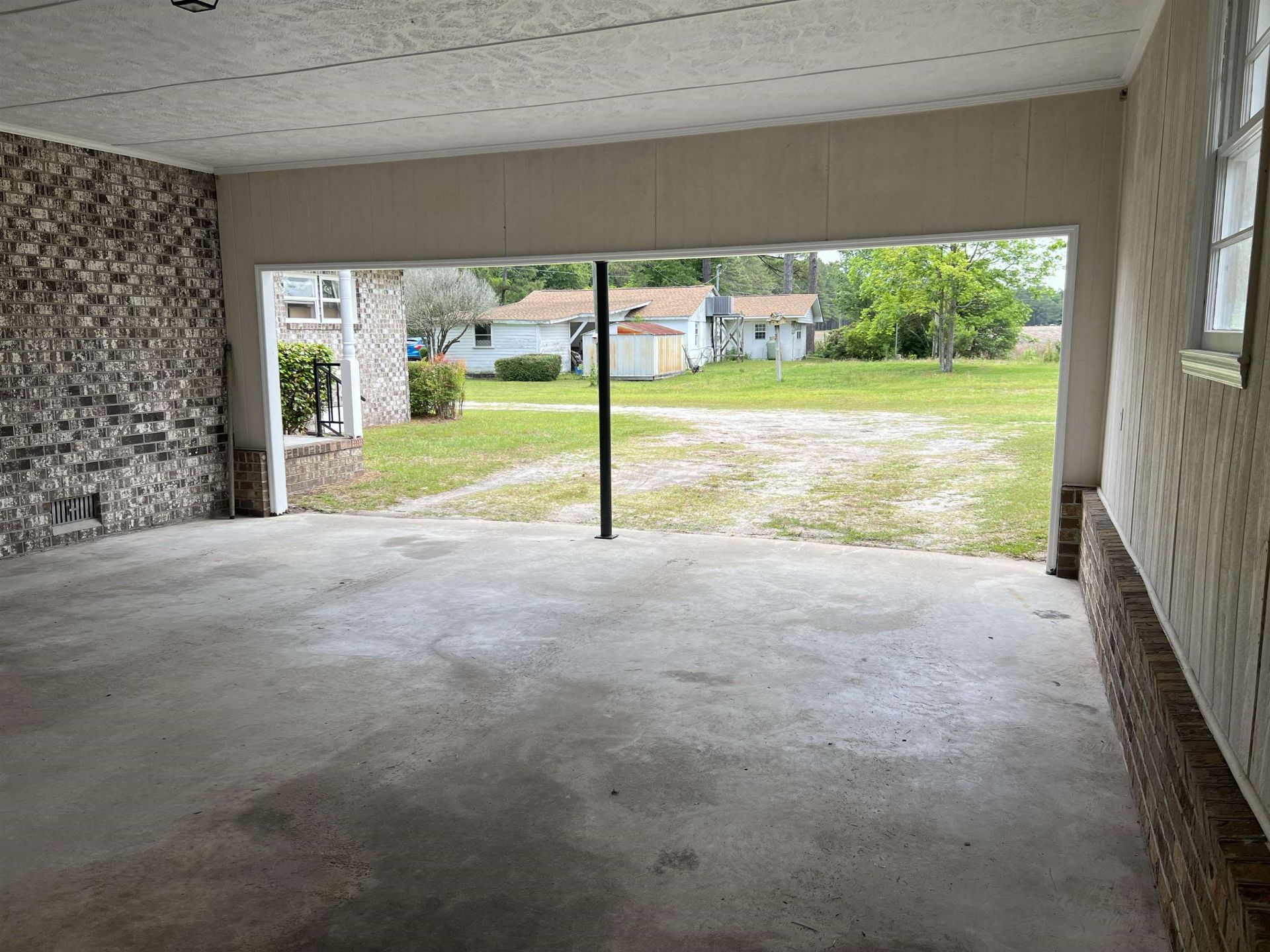 9051 Highway 917  Photo 10