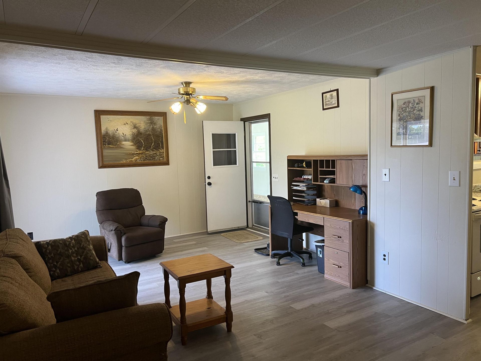 9051 Highway 917  Photo 12