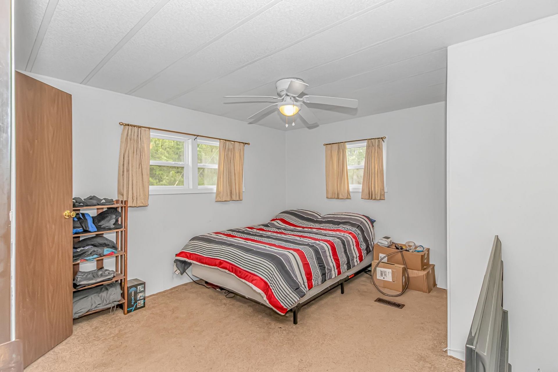 9051 Highway 917 Photo 18