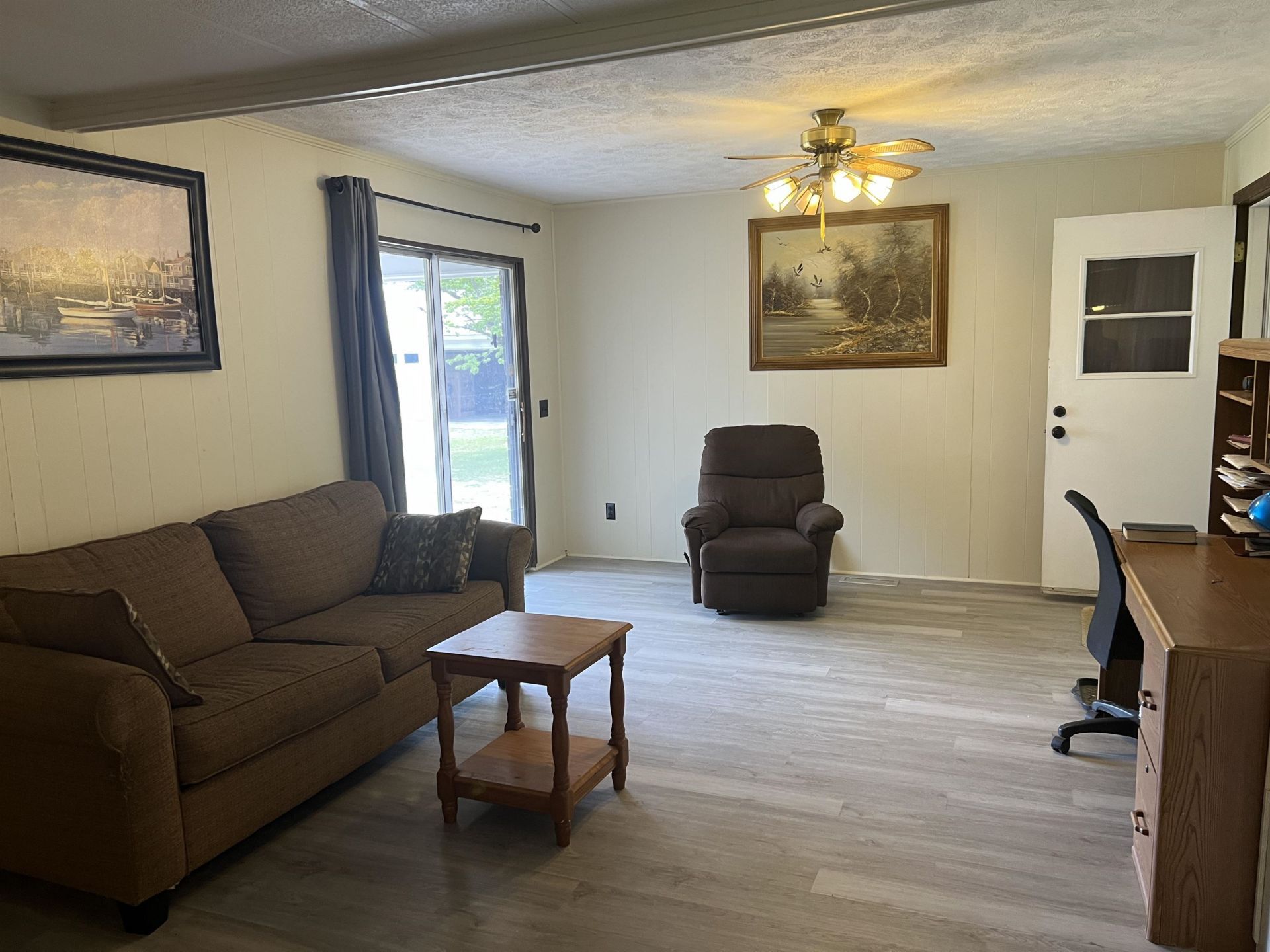 9051 Highway 917  Photo 22