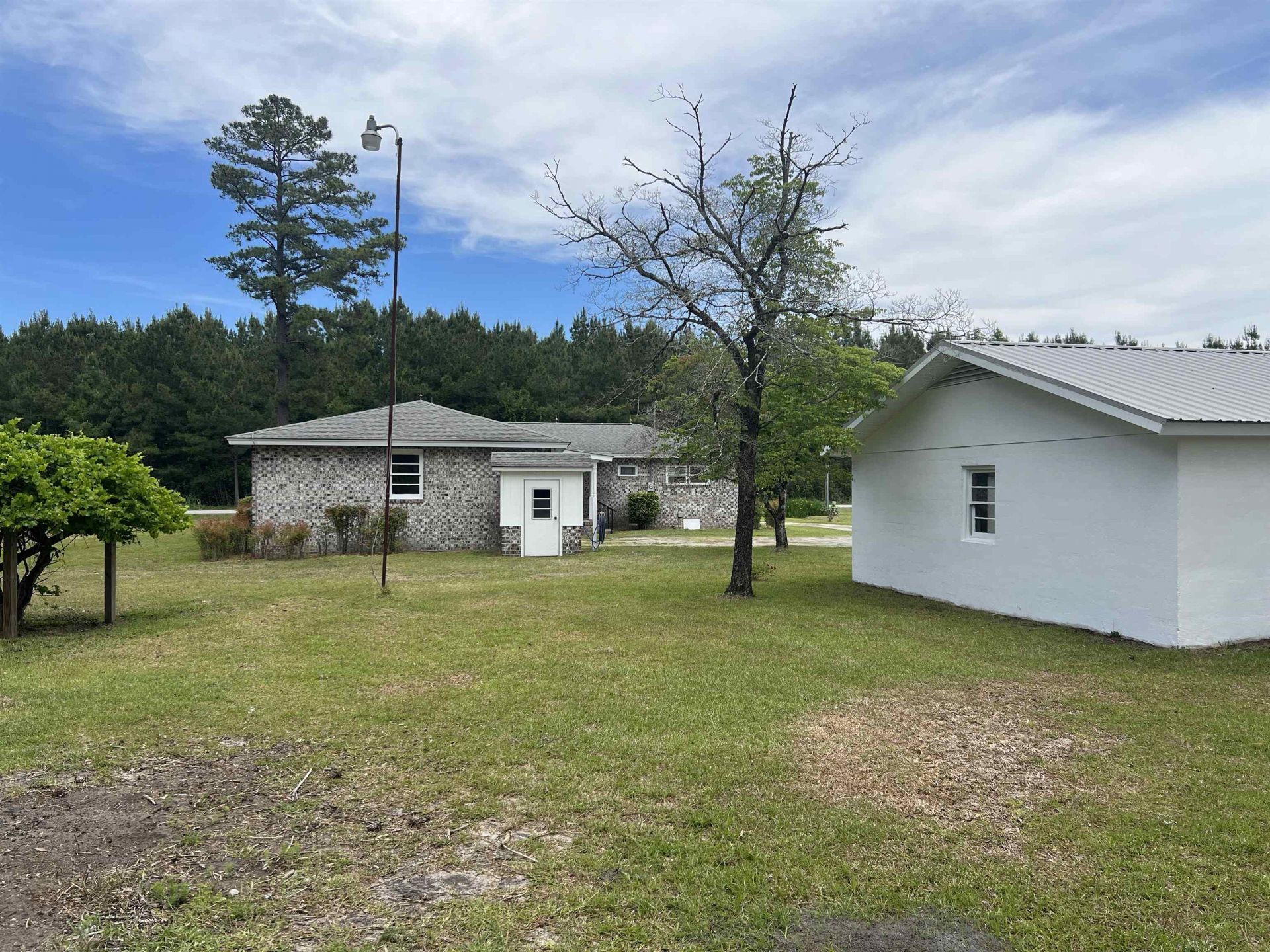 9051 Highway 917  Photo 32