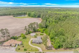 9051 Highway 917 photo 4