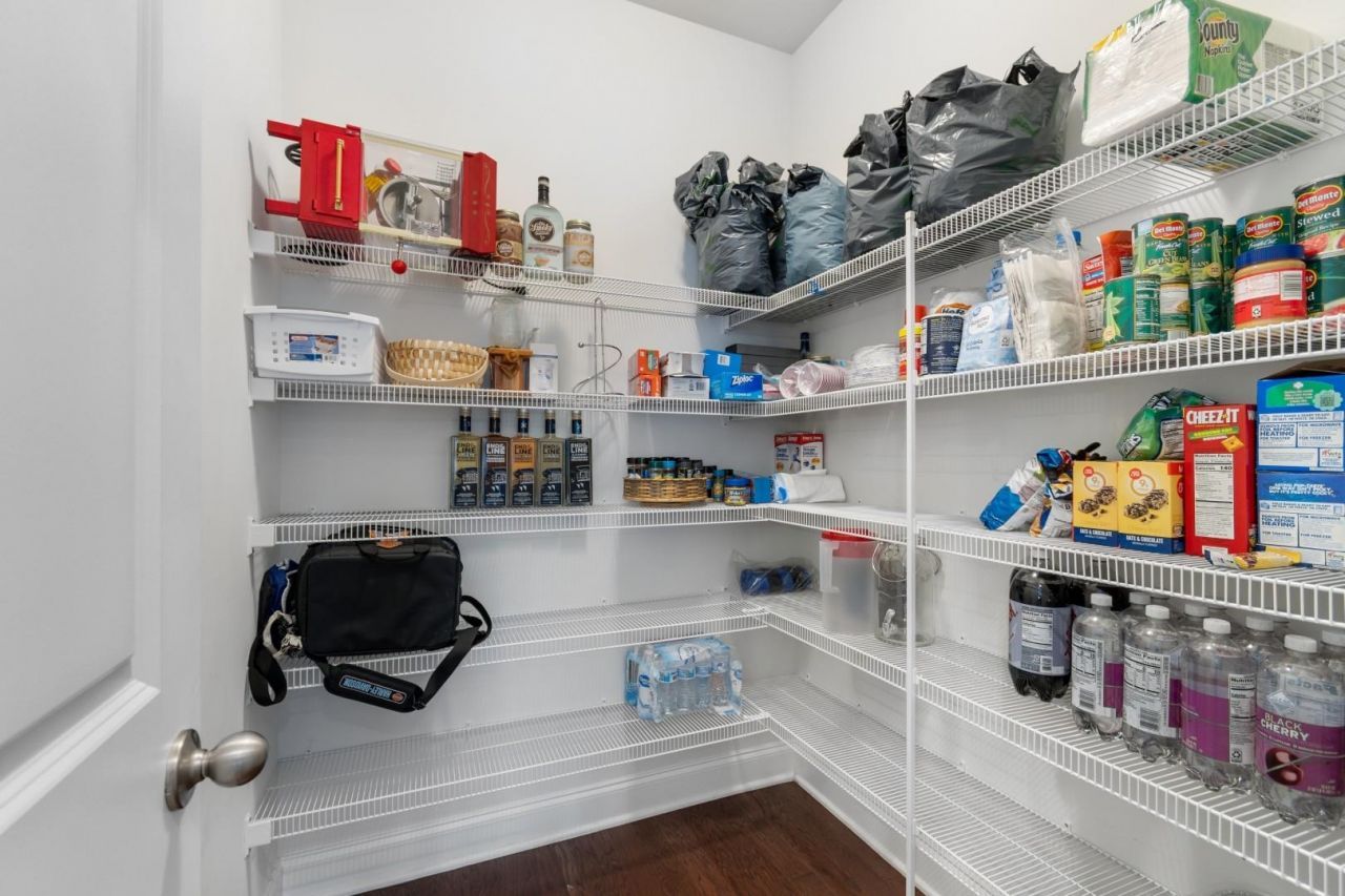 762 Callant Dr.  Photo 11