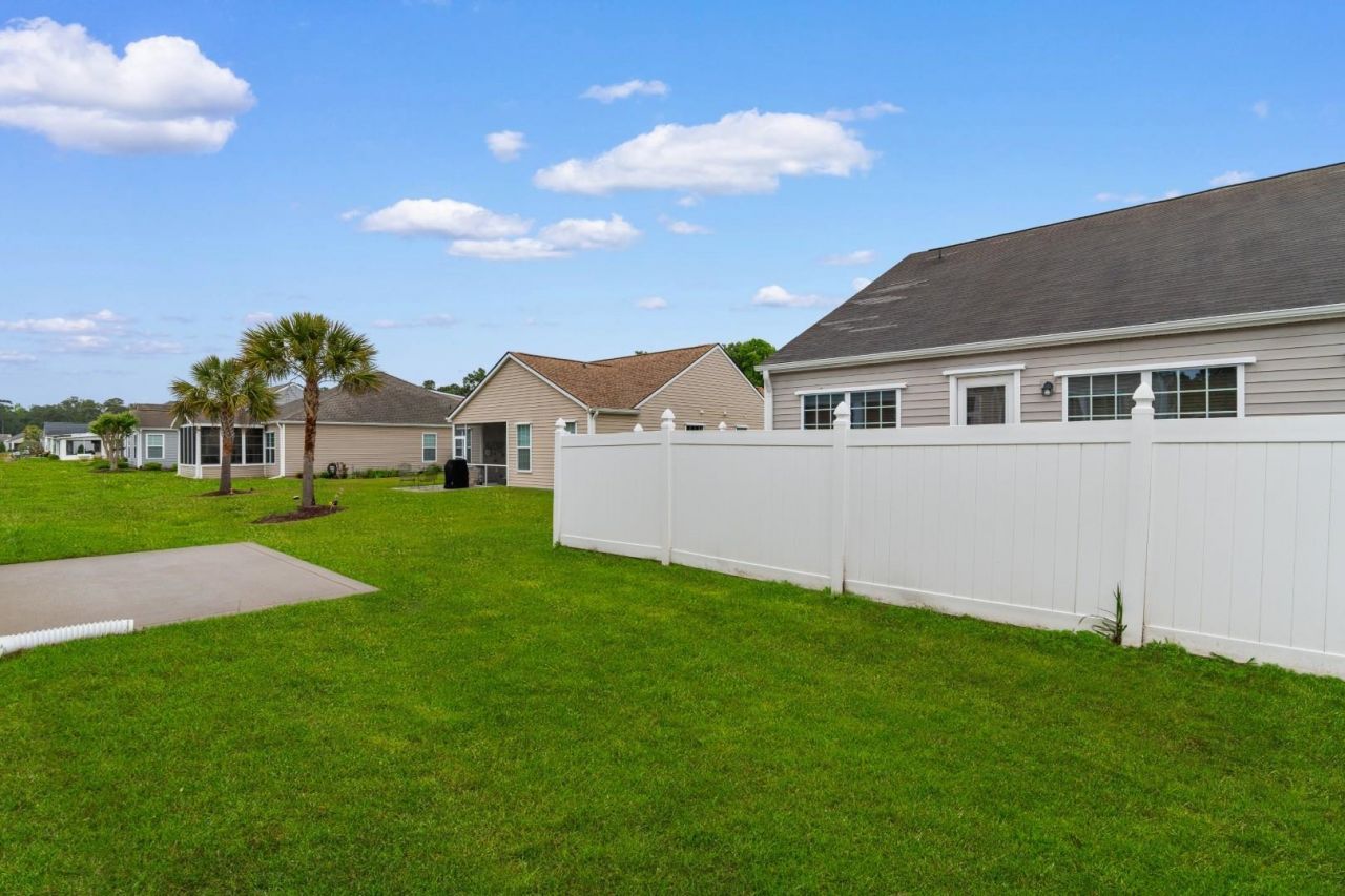 762 Callant Dr.  Photo 34