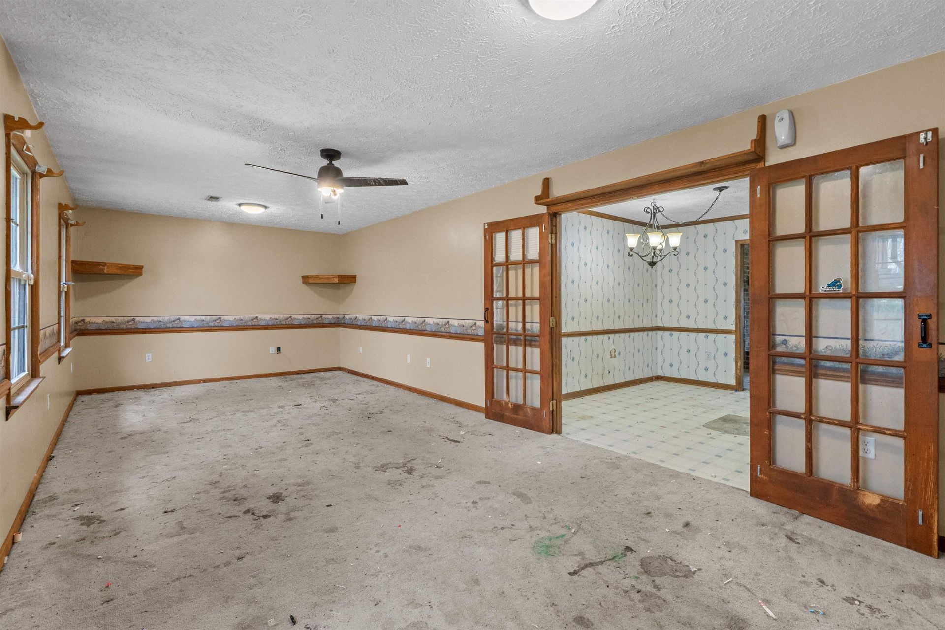 1750 Register Dr Photo 17