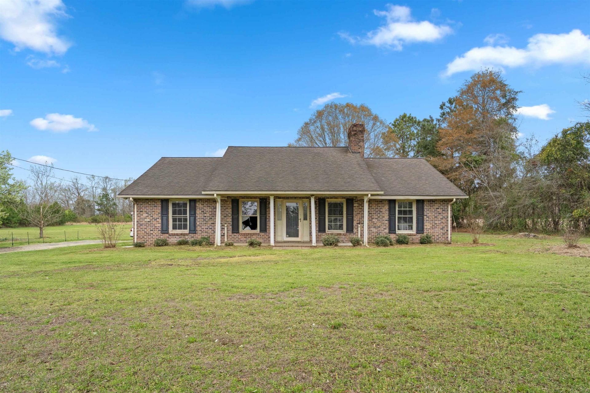 1750 Register Dr Photo 2