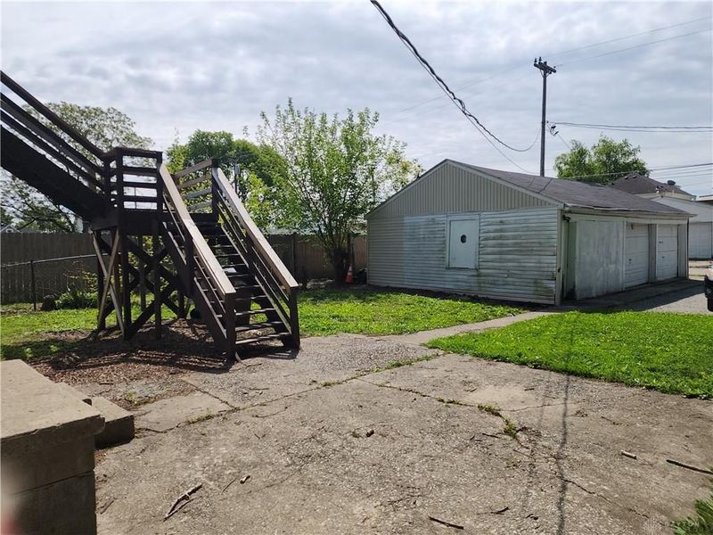 1023 W North Street, Piqua, OH 45356 Photo 2