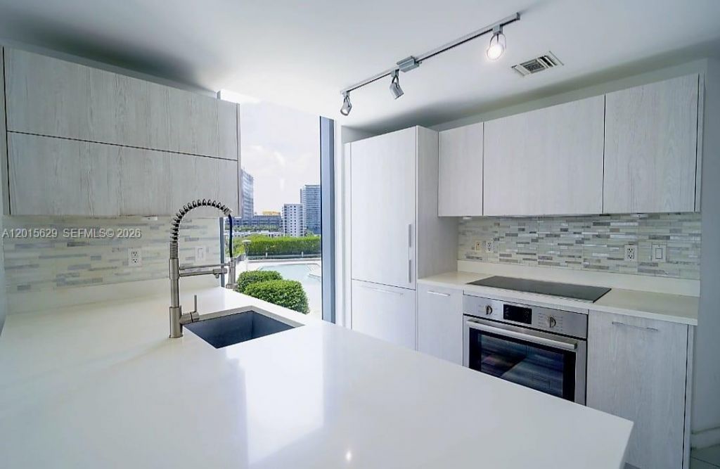 501 NE 31st St , Unit 608, Miami, FL 33137 Photo