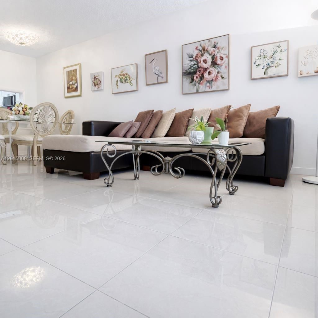 330 SE 2nd St, Unit 101G, Hallandale Beach, FL 33009 Photo