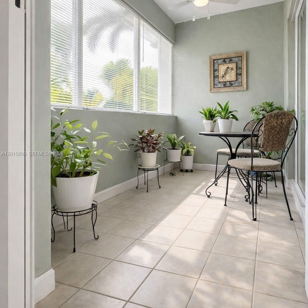 330 SE 2nd St, Unit 101G, Hallandale Beach, FL 33009 Photo