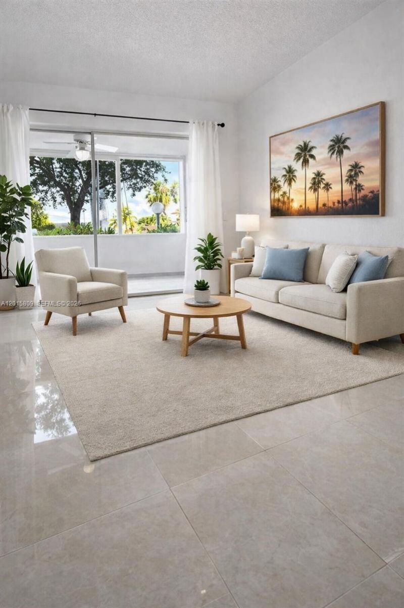 330 SE 2nd St, Unit 101G, Hallandale Beach, FL 33009 Photo