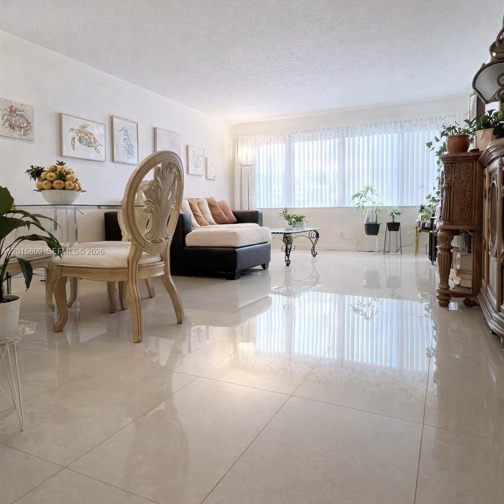 330 SE 2nd St, Unit 101G, Hallandale Beach, FL 33009 Photo