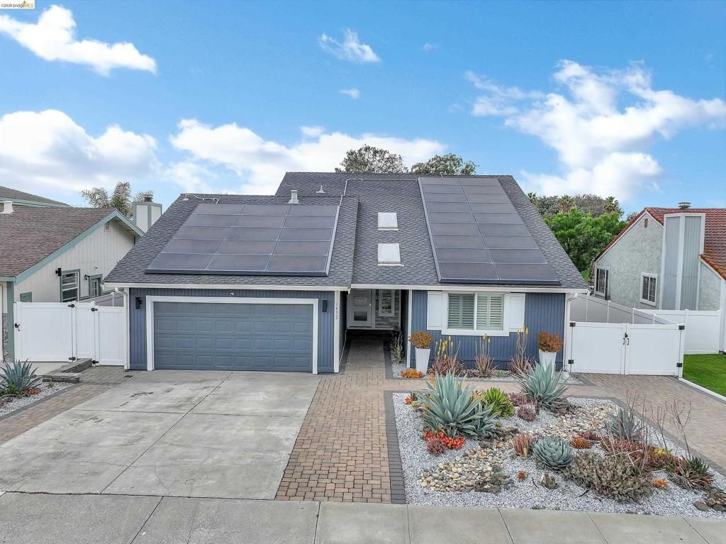 1432 Willow Lake Rd, Discovery Bay, CA 94505 Main Photo