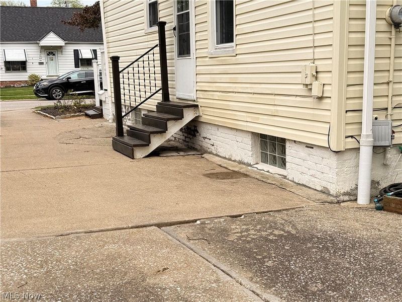 482 E 329th Street, Willowick, OH 44095 Photo 11