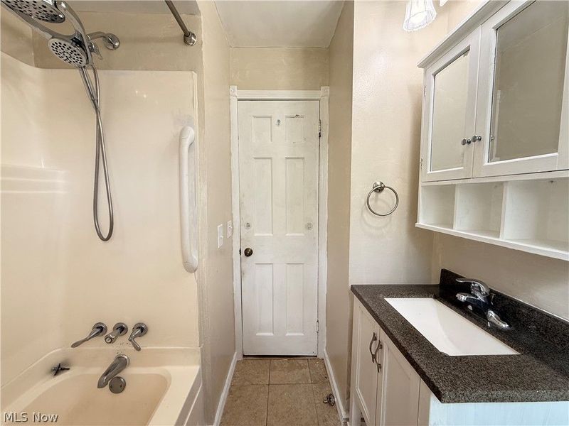 482 E 329th Street, Willowick, OH 44095 Photo 26