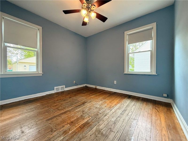 482 E 329th Street, Willowick, OH 44095 Photo 28