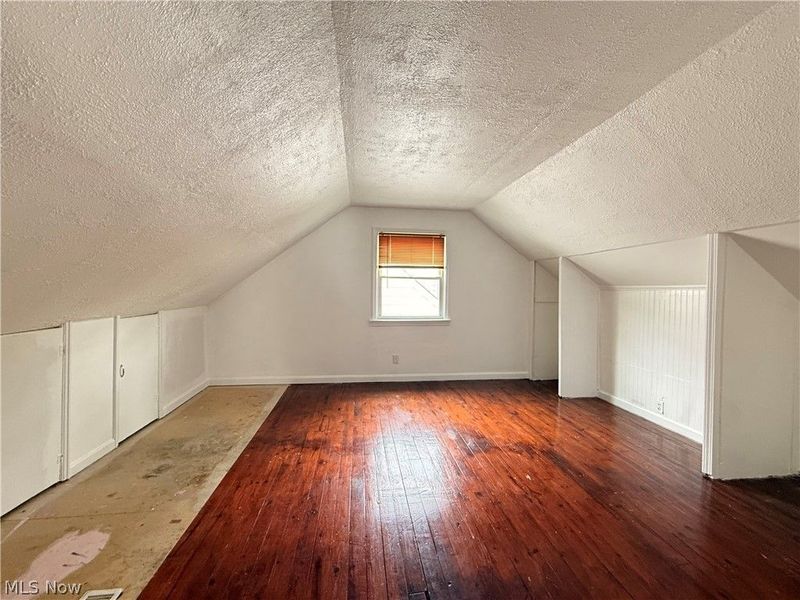 482 E 329th Street, Willowick, OH 44095 Photo 34
