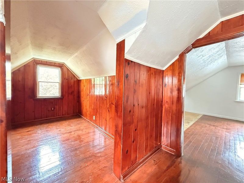 482 E 329th Street, Willowick, OH 44095 Photo 37