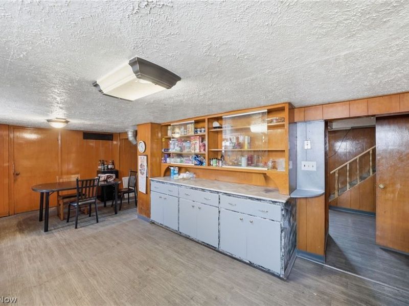 4662 Pearl Road, Cleveland, OH 44109 Photo 18