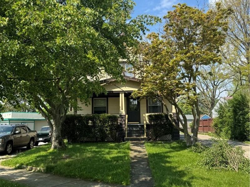 4662 Pearl Road, Cleveland, OH 44109 Photo 2