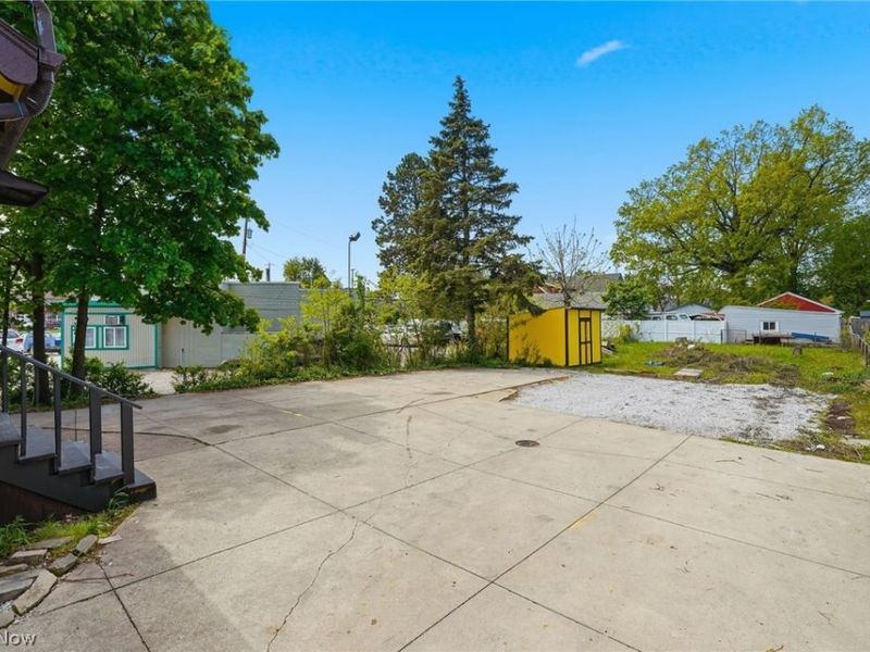4662 Pearl Road, Cleveland, OH 44109 Photo 35
