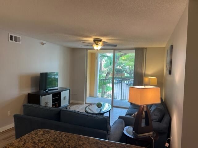 160 Yacht Club 206 Way, Unit 206, Hypoluxo, FL 33462 Photo