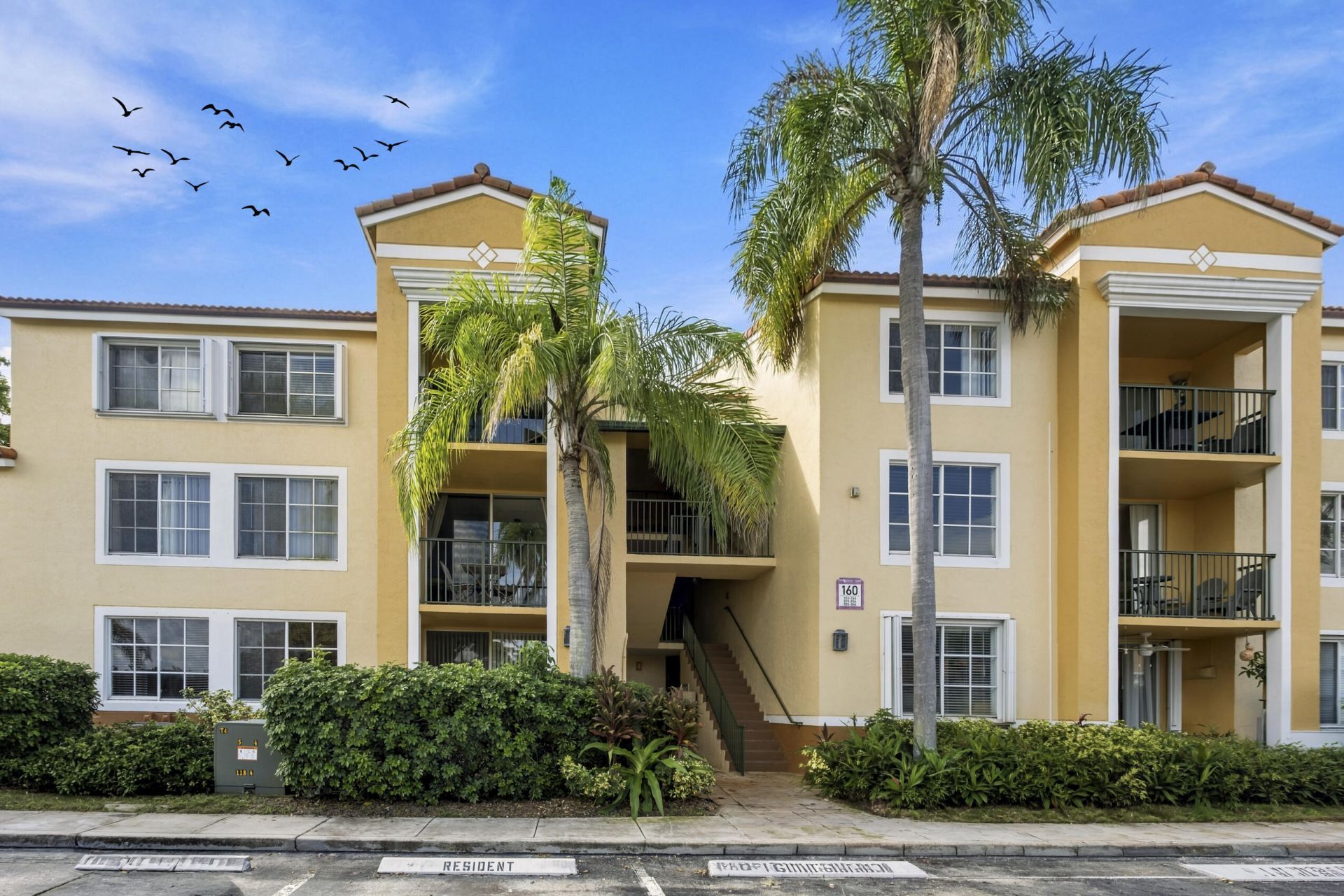 160 Yacht Club 206 Way, Unit 206, Hypoluxo, FL 33462 Photo