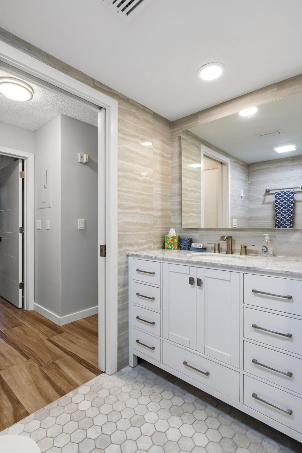 160 Yacht Club 206 Way, Unit 206, Hypoluxo, FL 33462 Photo