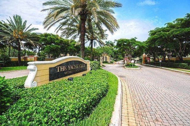 160 Yacht Club 206 Way, Unit 206, Hypoluxo, FL 33462 Photo