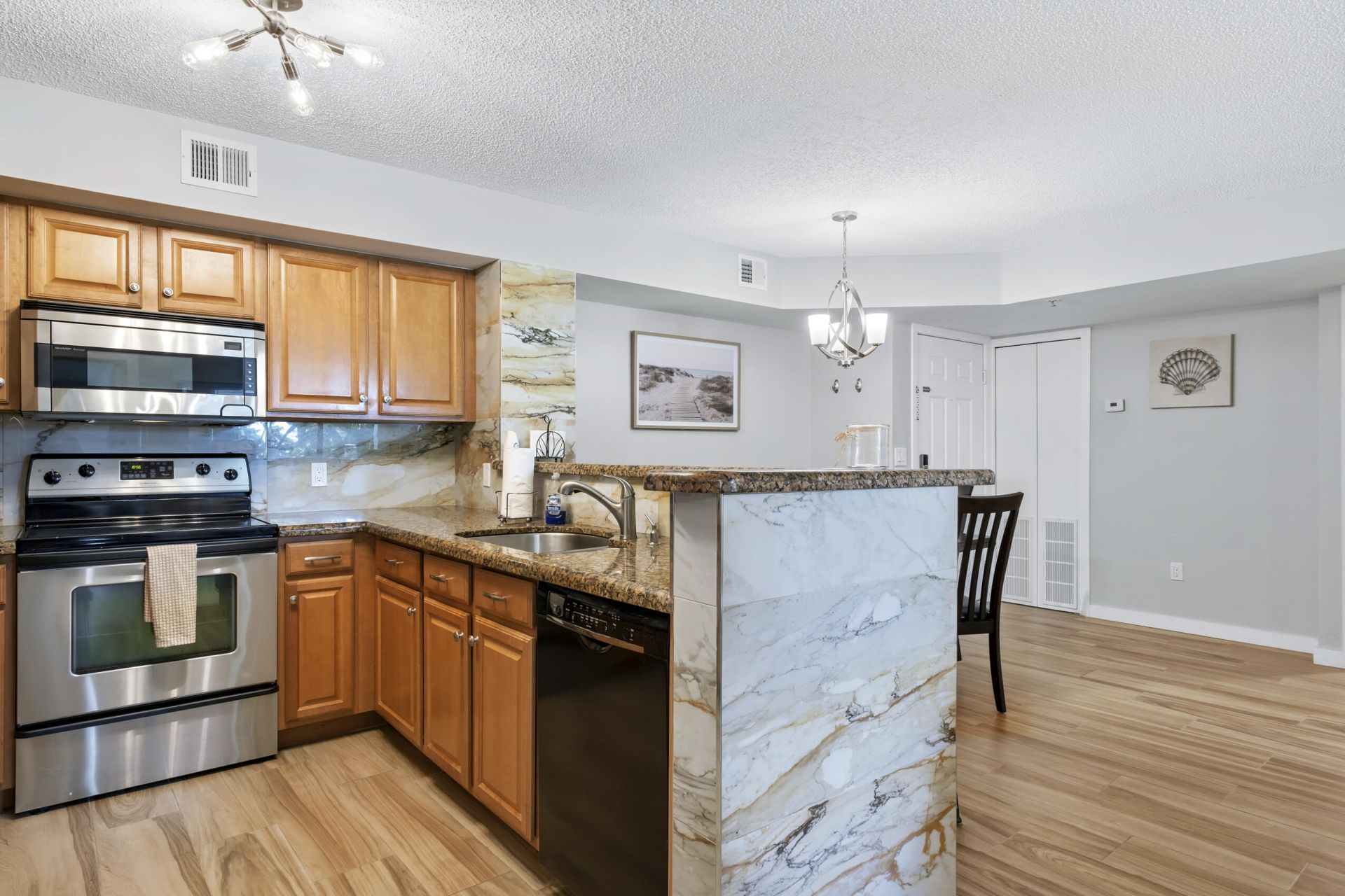 160 Yacht Club 206 Way, Unit 206, Hypoluxo, FL 33462 Photo