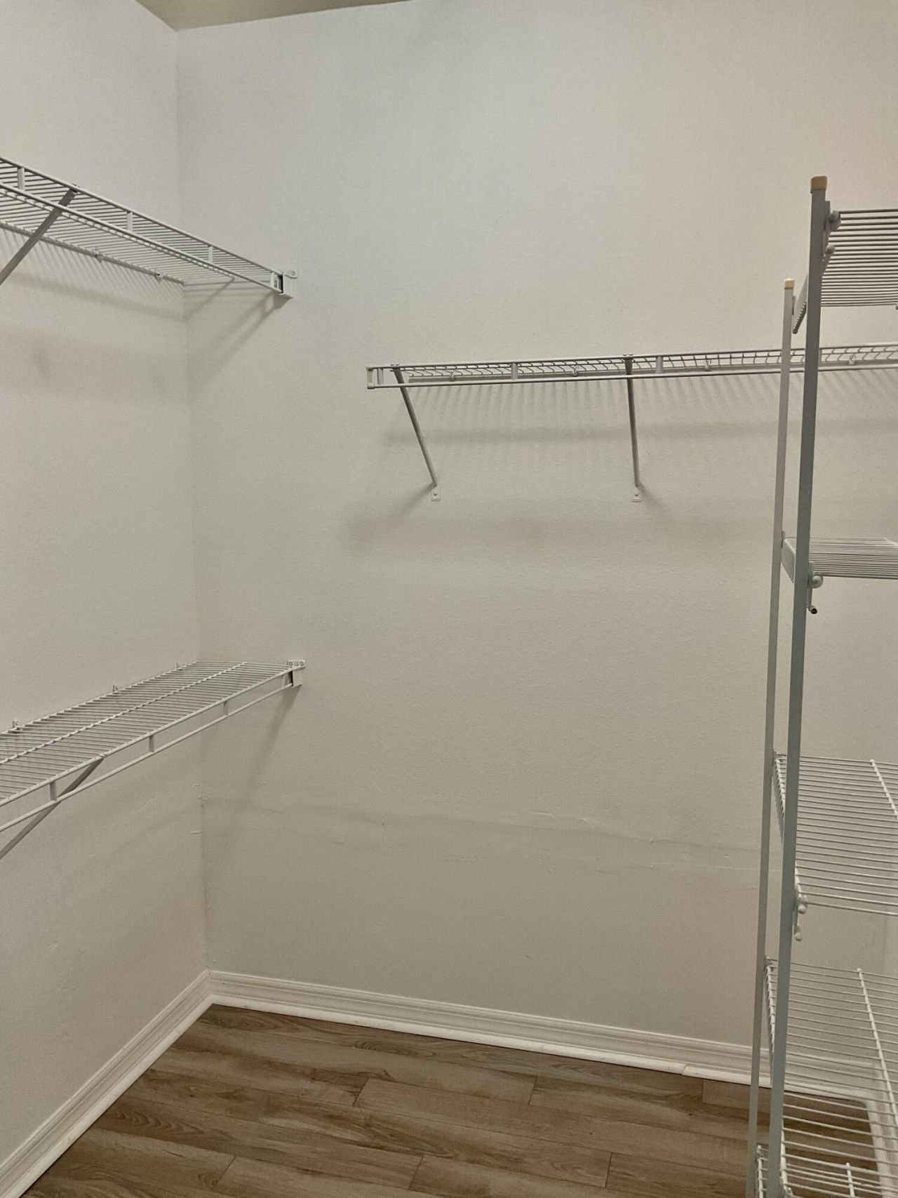 6533 Emerald Dunes Drive, Unit 108  W/gar, West Palm Beach, FL 33411 Photo