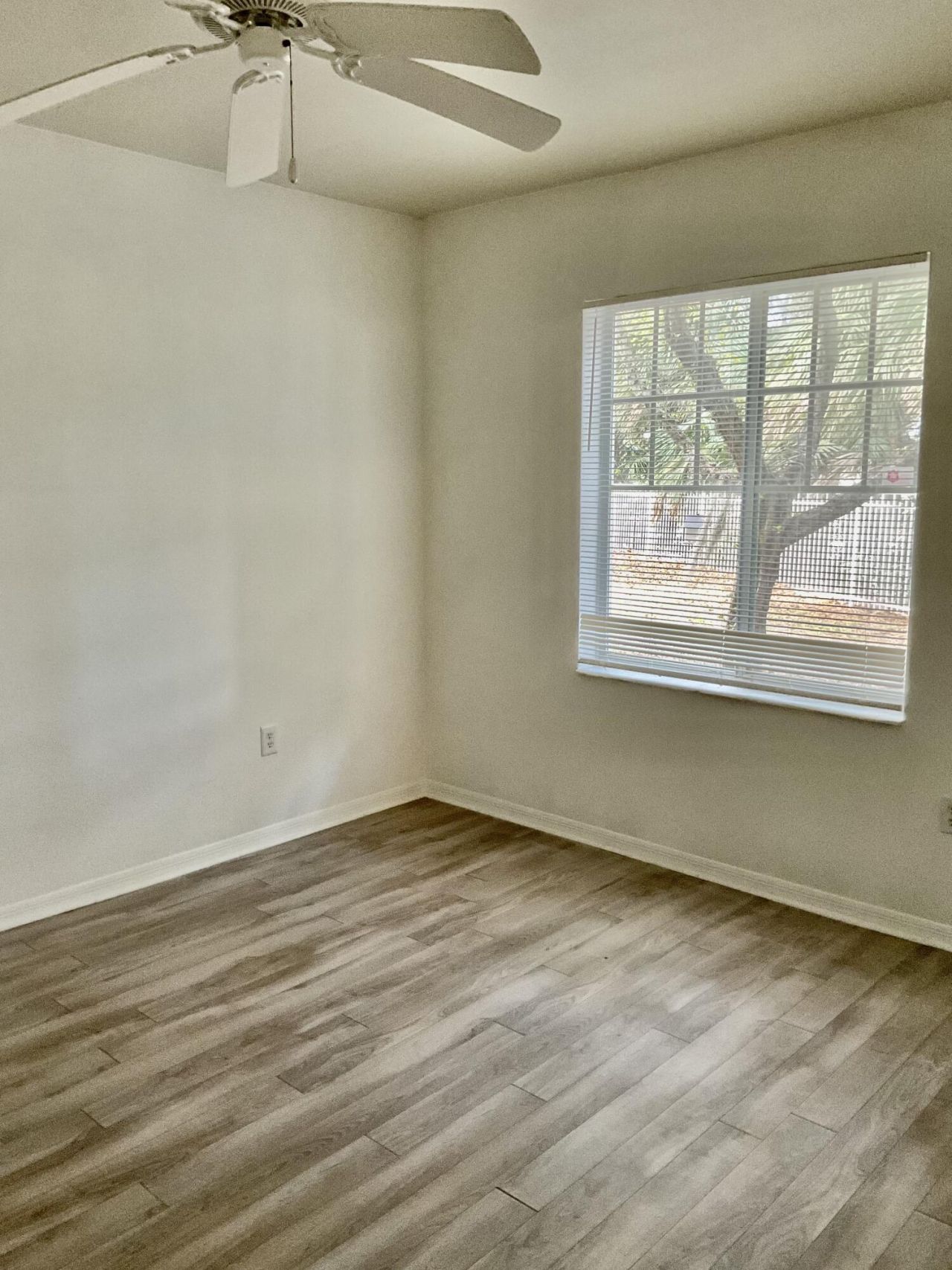 6533 Emerald Dunes Drive, Unit 108  W/gar, West Palm Beach, FL 33411 Photo
