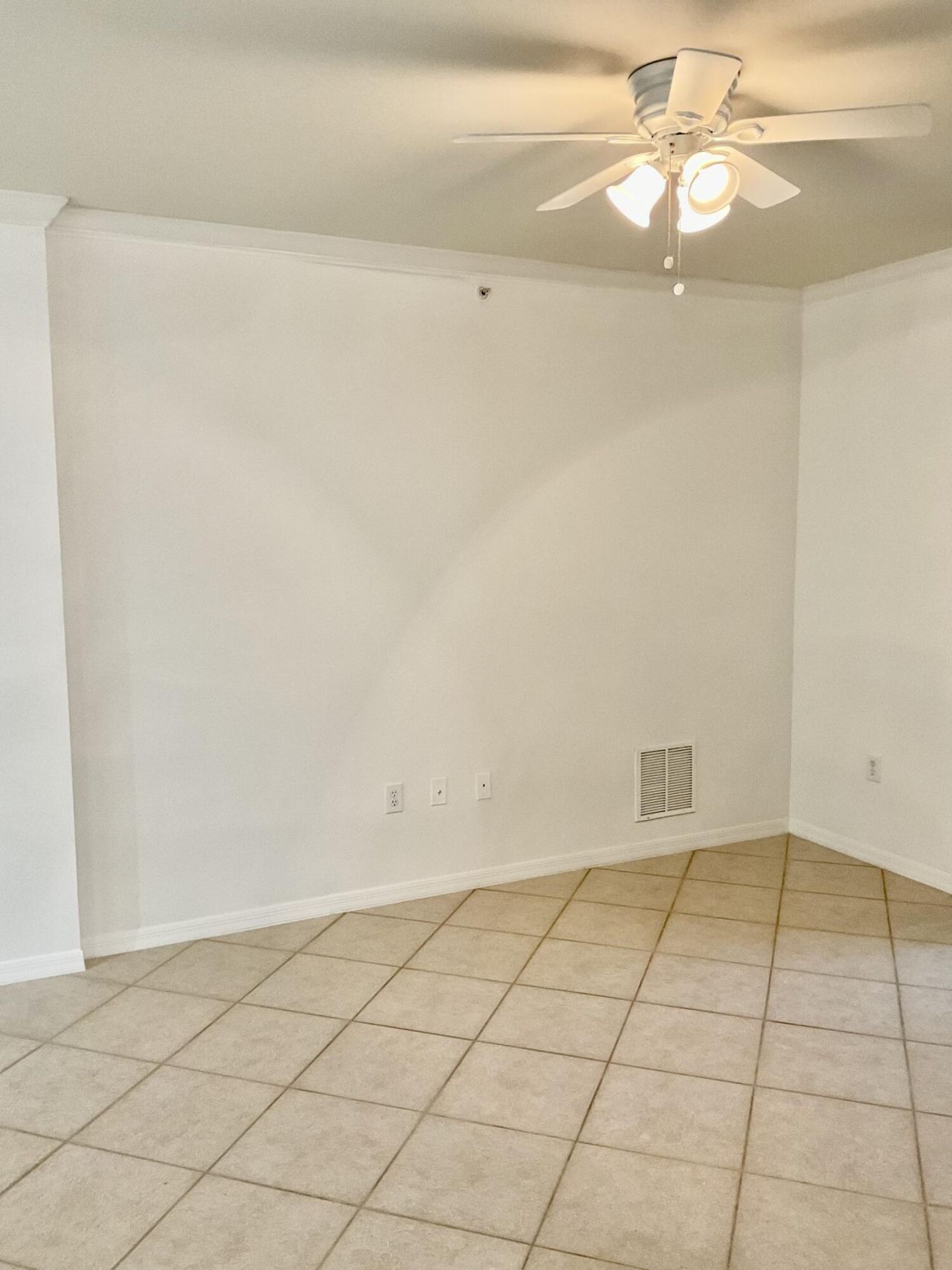 6533 Emerald Dunes Drive, Unit 108  W/gar, West Palm Beach, FL 33411 Photo
