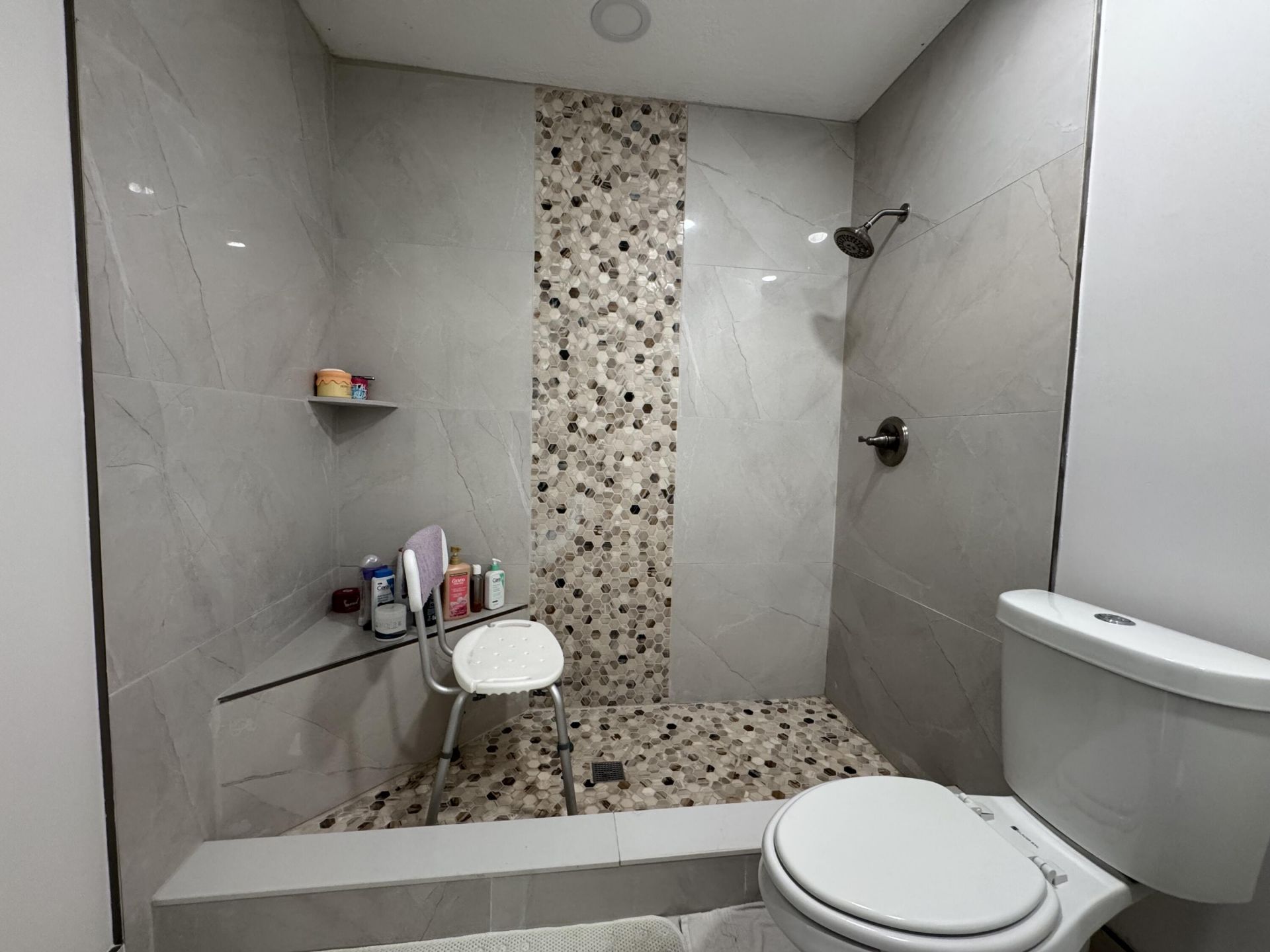 589 Cashiers Drive, West Palm Beach, FL 33413 Photo