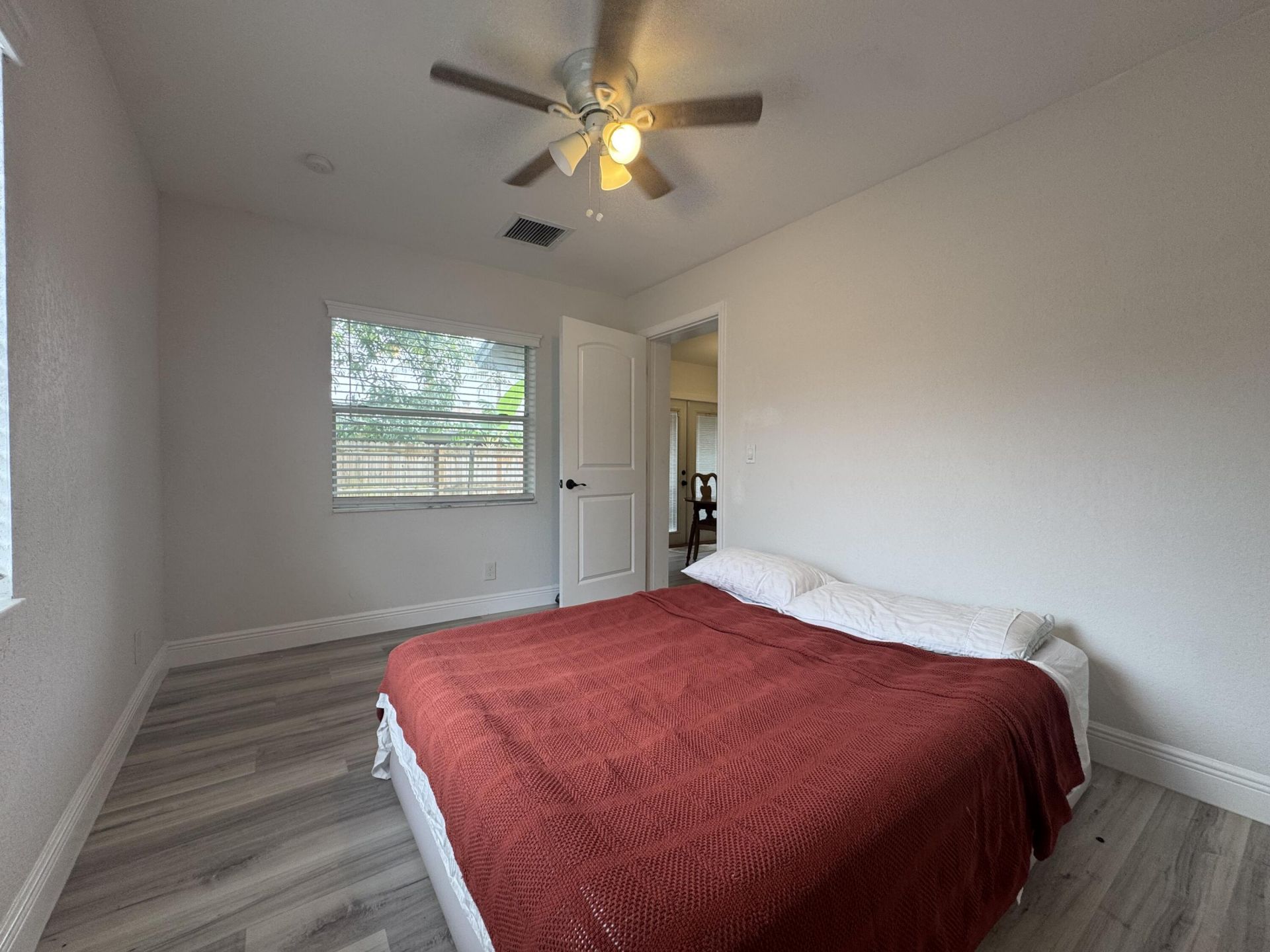 589 Cashiers Drive, West Palm Beach, FL 33413 Photo